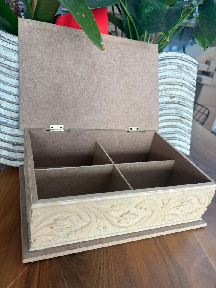 Oymalı İçi Bölmeli Ahşap Kutu