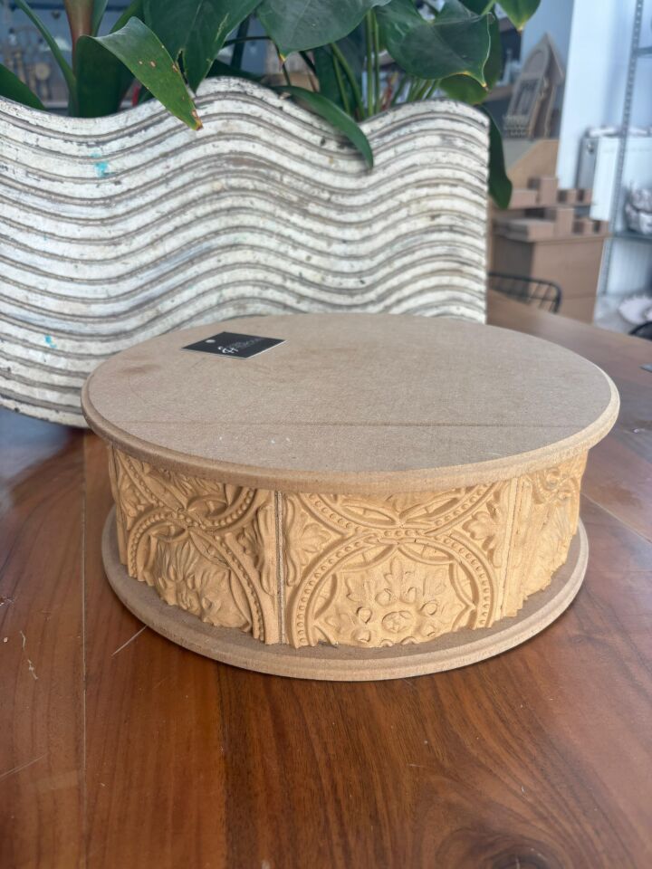 Yuvarlak Oymalı Ahşap Kutu No:4