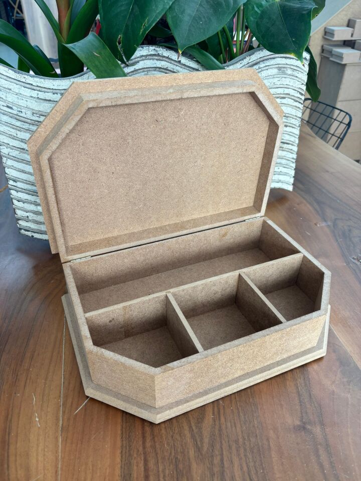 Bölmeli Takı Kutusu