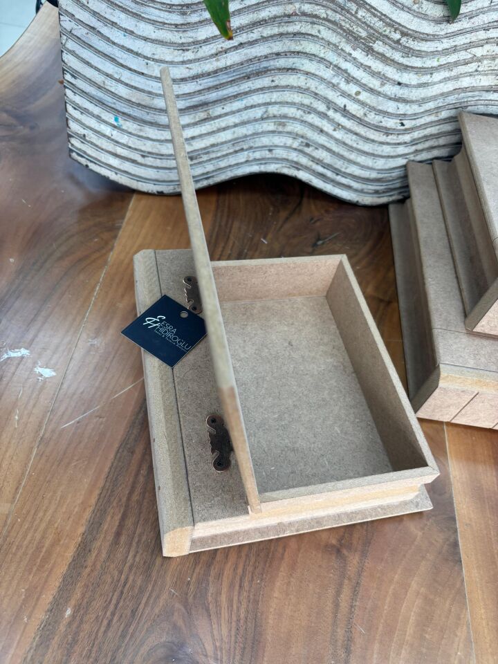 Kitap Kutu NO:2 Küçük