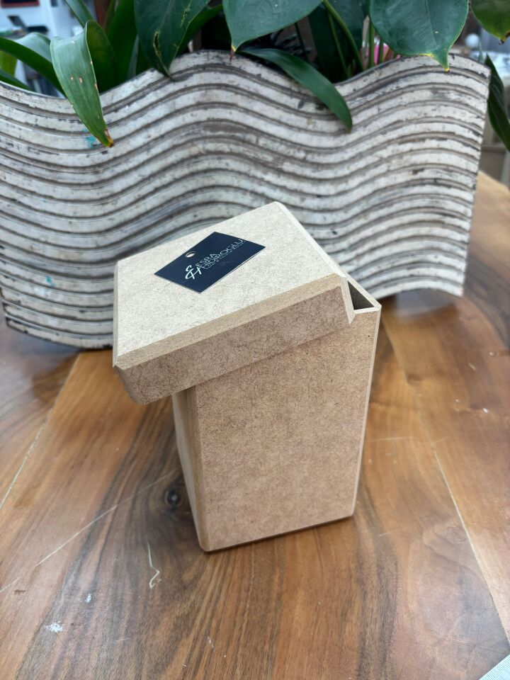 Kare Kapaklı Kutu Büyük