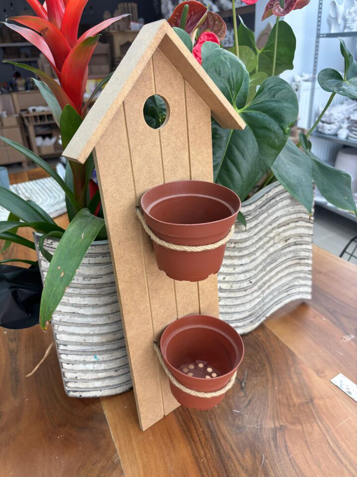 İkili Evli Çiçeklik