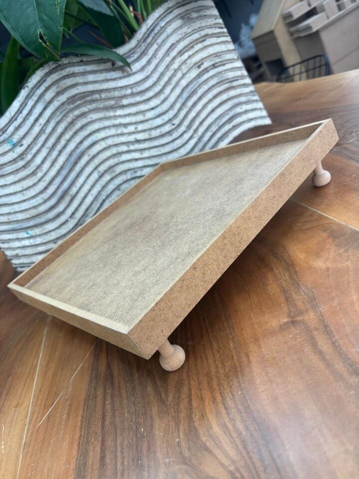 Torna Ayaklı Kare Sunumluk