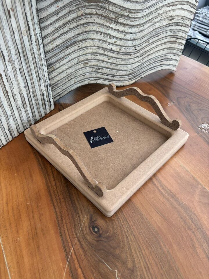 Üstten Kulplu Küçük Boy Kare Tepsi