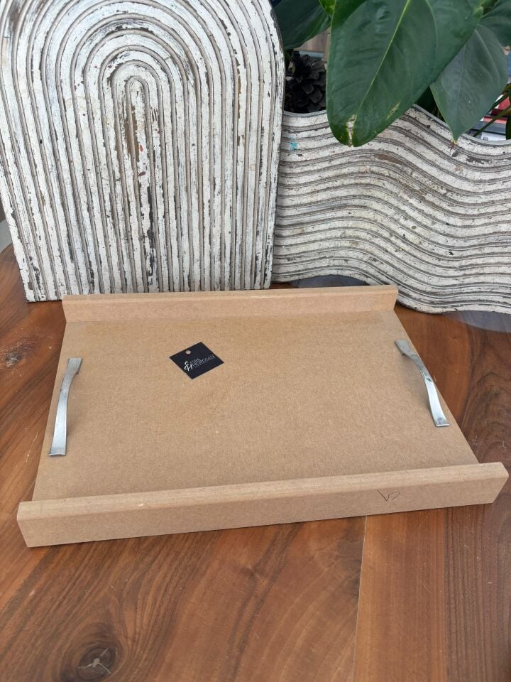 Metal Kulplu Büyük Boy Tepsi