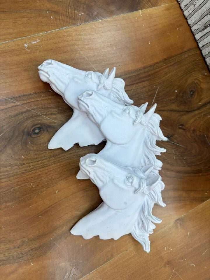 3lü At Pano